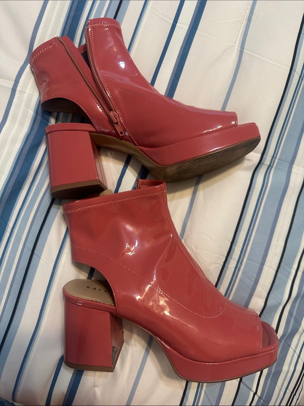 Katy Perry Collections Patent Open-Toe Block Heel Booties in Red - Picture 4 of 4